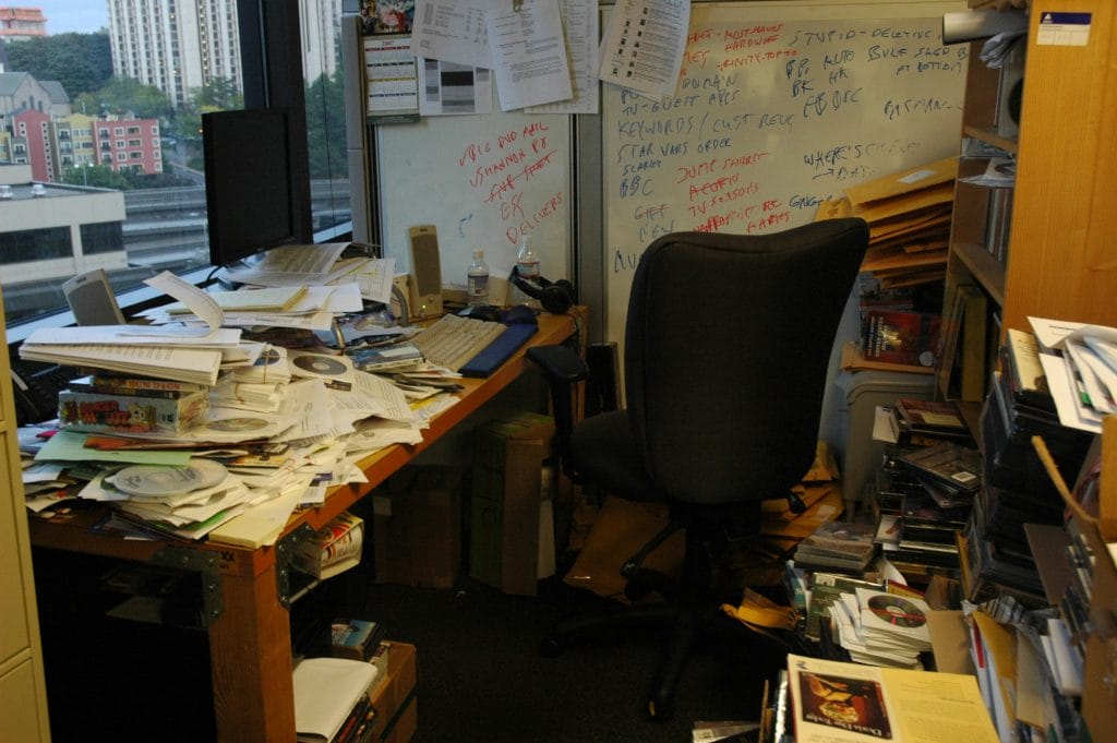 Mental clutter before beginning a meditation practice in Edinburgh